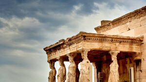 Guia practica para marcas en Colombia que buscan creadores ucranianos en Instagram para probar conceptos de producto: pasos, riesgos, herramientas y ejemplos reales.