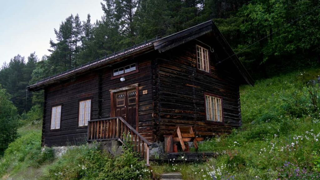 Guia practica para creadores en Colombia que quieren trabajar con marcas eslovenas en Xiaohongshu creando videos GRWM: estrategia, outreach, ejemplos y riesgos.