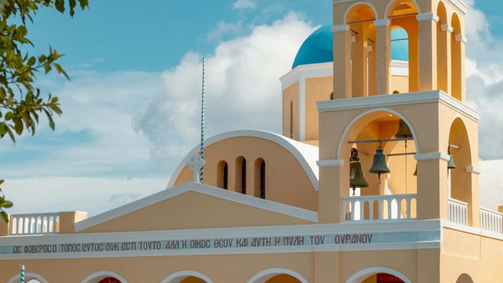 Guia practica para marcas en Colombia: como identificar, validar y negociar con creadores sudafricanos en Xiaohongshu para lanzar promociones de canciones, con tacticas, riesgos y pasos operativos.