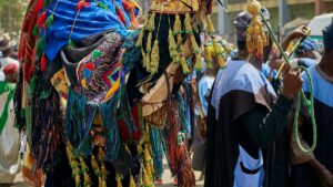 Guia practica para creadores en Colombia: como identificar, contactar y coordinar con marcas etiopes en Taobao para videos de unboxing, logistica y mejores tacticas de pitch.